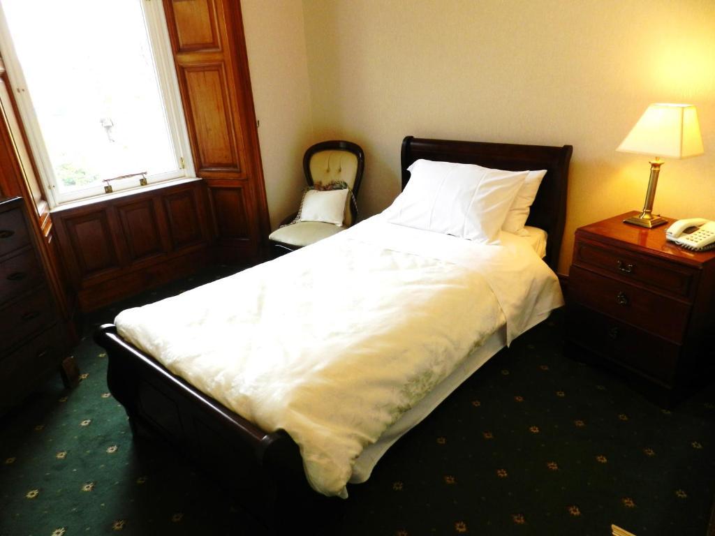 Ledgowan Lodge Hotel Акнашин Номер фото