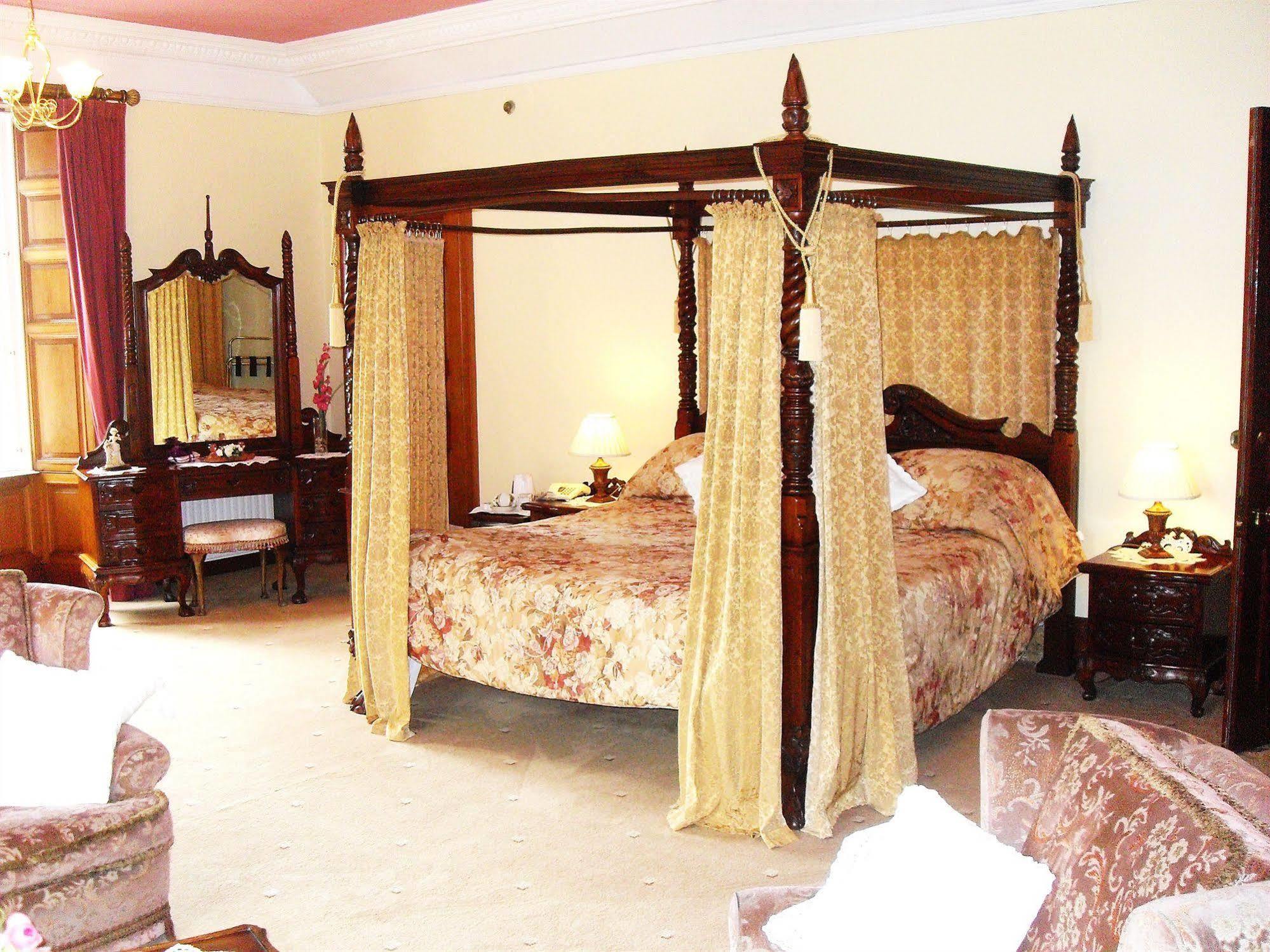 Ledgowan Lodge Hotel Акнашин Экстерьер фото